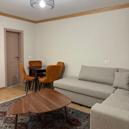 Hotel apartamentowy 3mozaiket Voskopojë